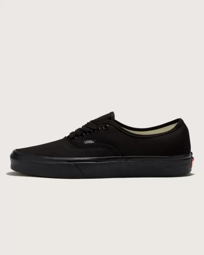Authentischer breiter Schuh