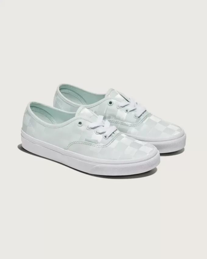 Authentischer Satinschuh mit Schachbrettmuster