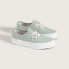 Authentischer Schuh für kleine Kinder