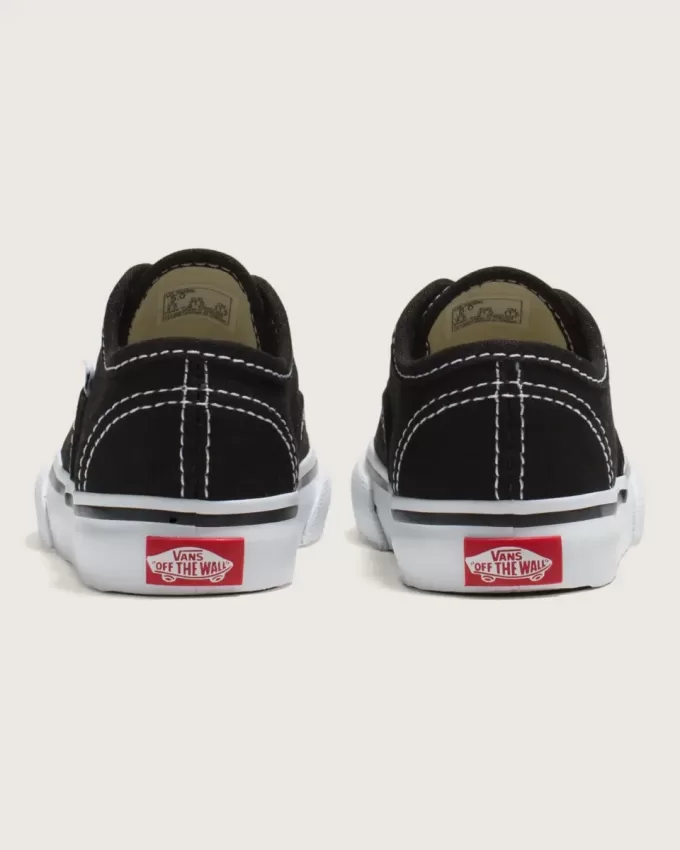 Authentischer Schuh für Kleinkinder