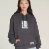 Bloussant-Graffiti-Kapuzenpullover „Missed Flights“.