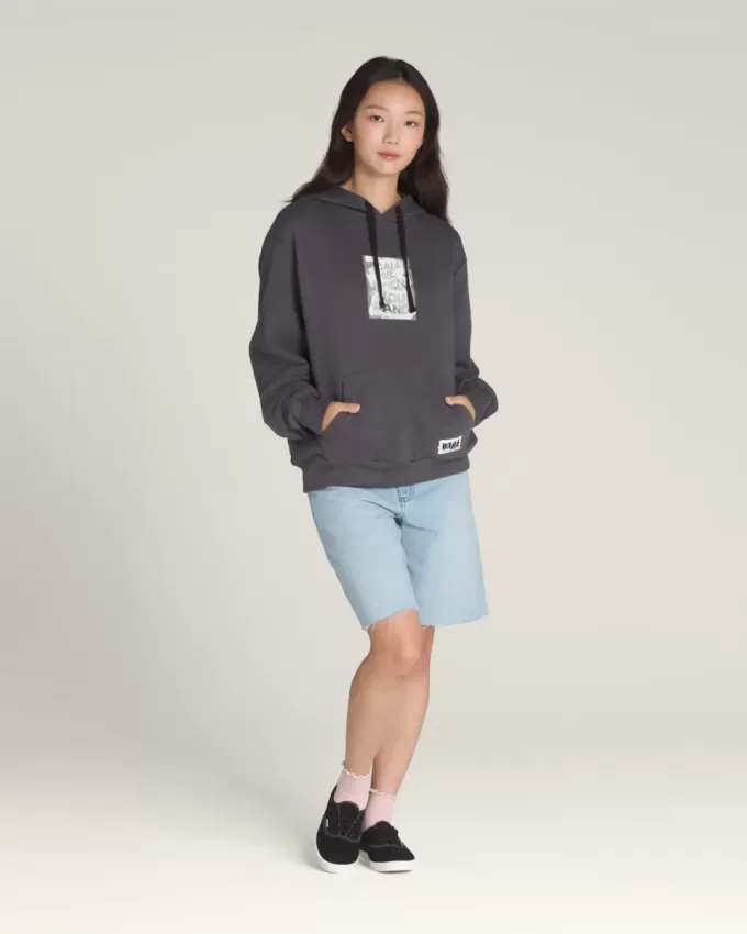 Bloussant-Graffiti-Kapuzenpullover „Missed Flights“.