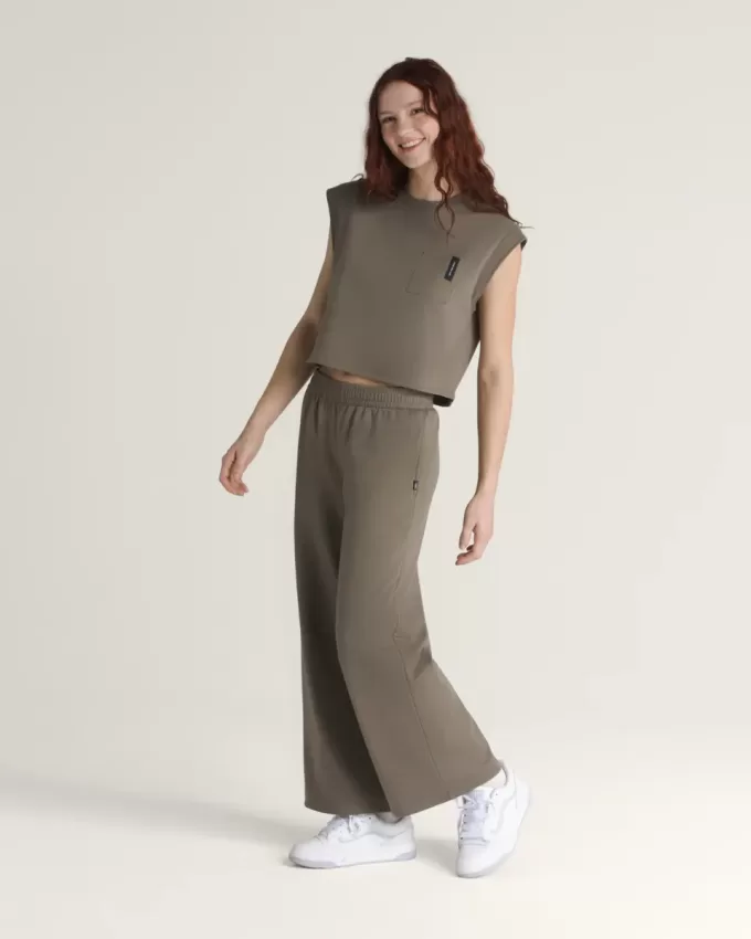 Bryn Hose mit weitem Bein
