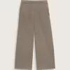 Bryn Hose mit weitem Bein