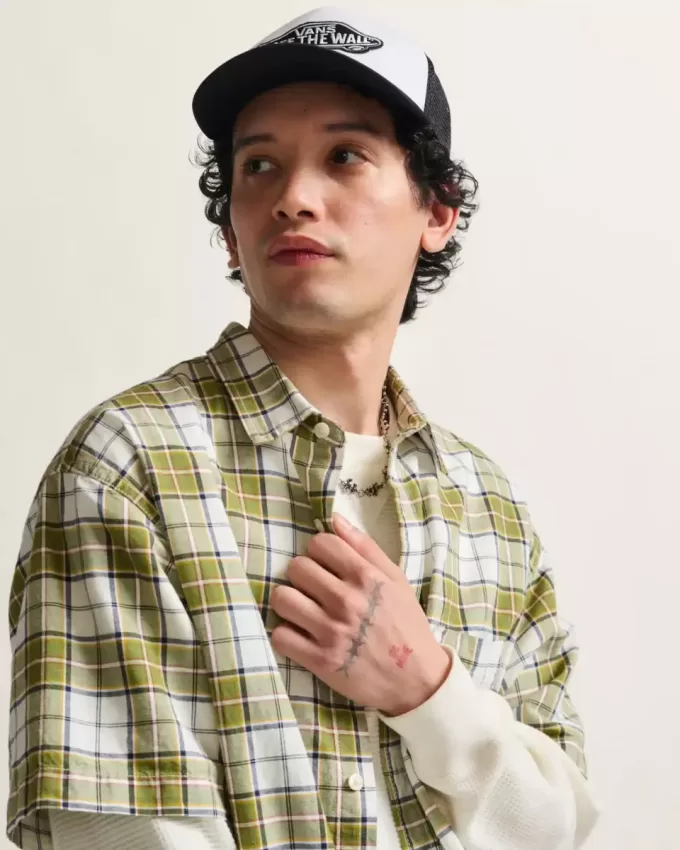 Classic Patch Trucker Cap mit gebogenem Schirm