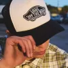 Classic Patch Trucker Cap mit gebogenem Schirm