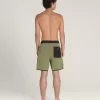 Everride 18“ Boardshorts mit Wellenkante