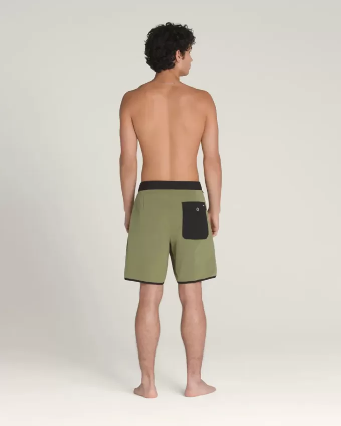 Everride 18“ Boardshorts mit Wellenkante