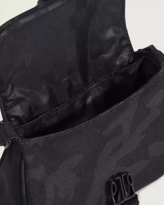Hooked On Mini-Tasche