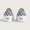 Klassischer Slip-On-Plateauschuh mit Schachbrettmuster