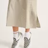 Klassischer Slip-On-Plateauschuh mit Schachbrettmuster
