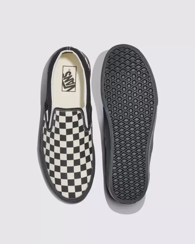 Klassischer Slip-On-Schachbrettschuh