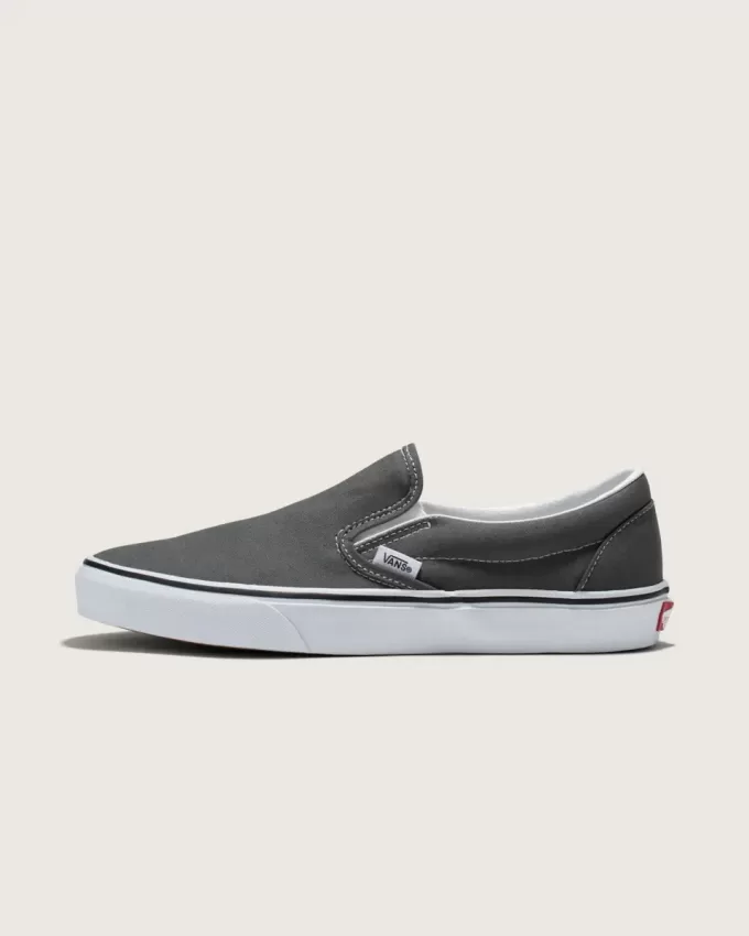 Klassischer Slip-On-Schuh