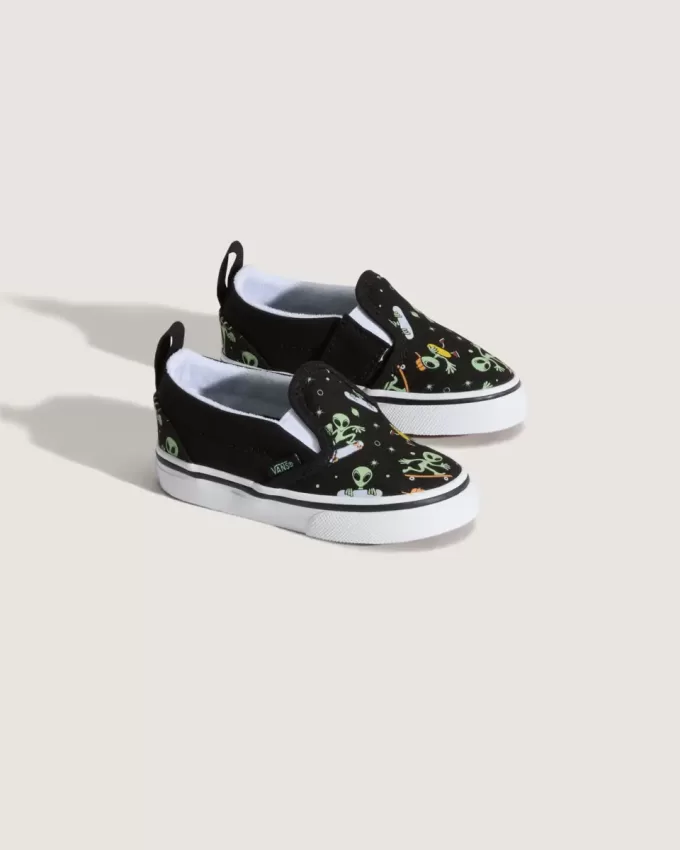 Klassischer Slip-On-V-Schuh für Kleinkinder
