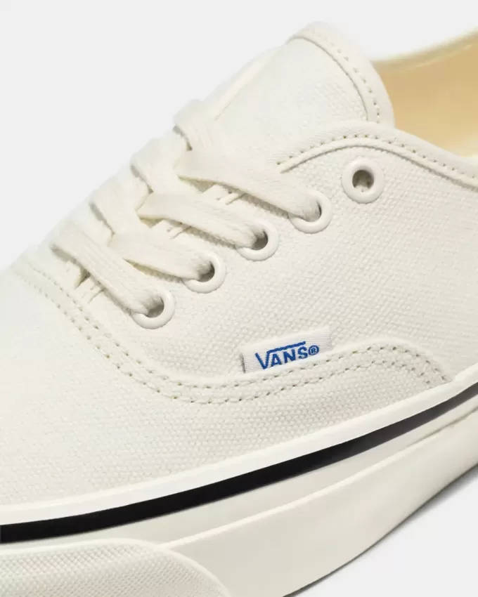 Premium-Authentischer Schuh Premium-Authentischer Schuh