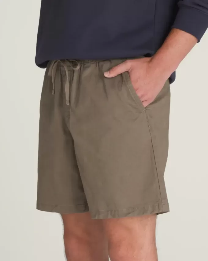 Range – Entspannte, elastische 18-Zoll-Shorts