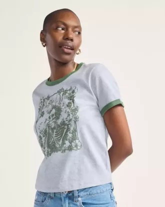 Ringer-T-Shirt mit Aufdruck „Have To Dream“