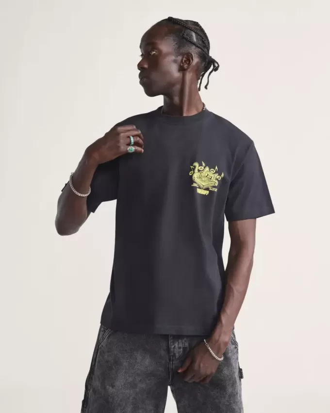 T-Shirt mit verkratzten Platten